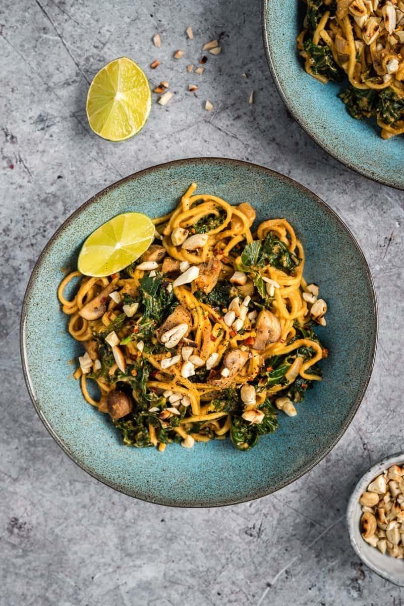 15-minute spicy peanut noodles with mushrooms and kale